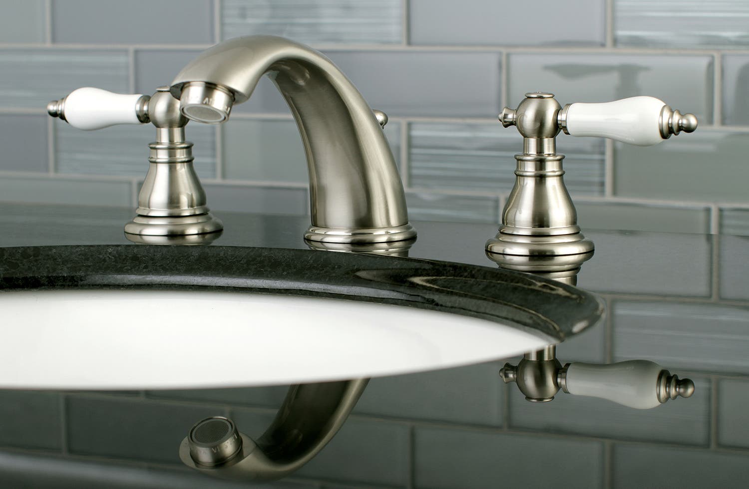 Timelessness and Gracefulness Describe the American Patriot Bathroom Faucet, KB968APL