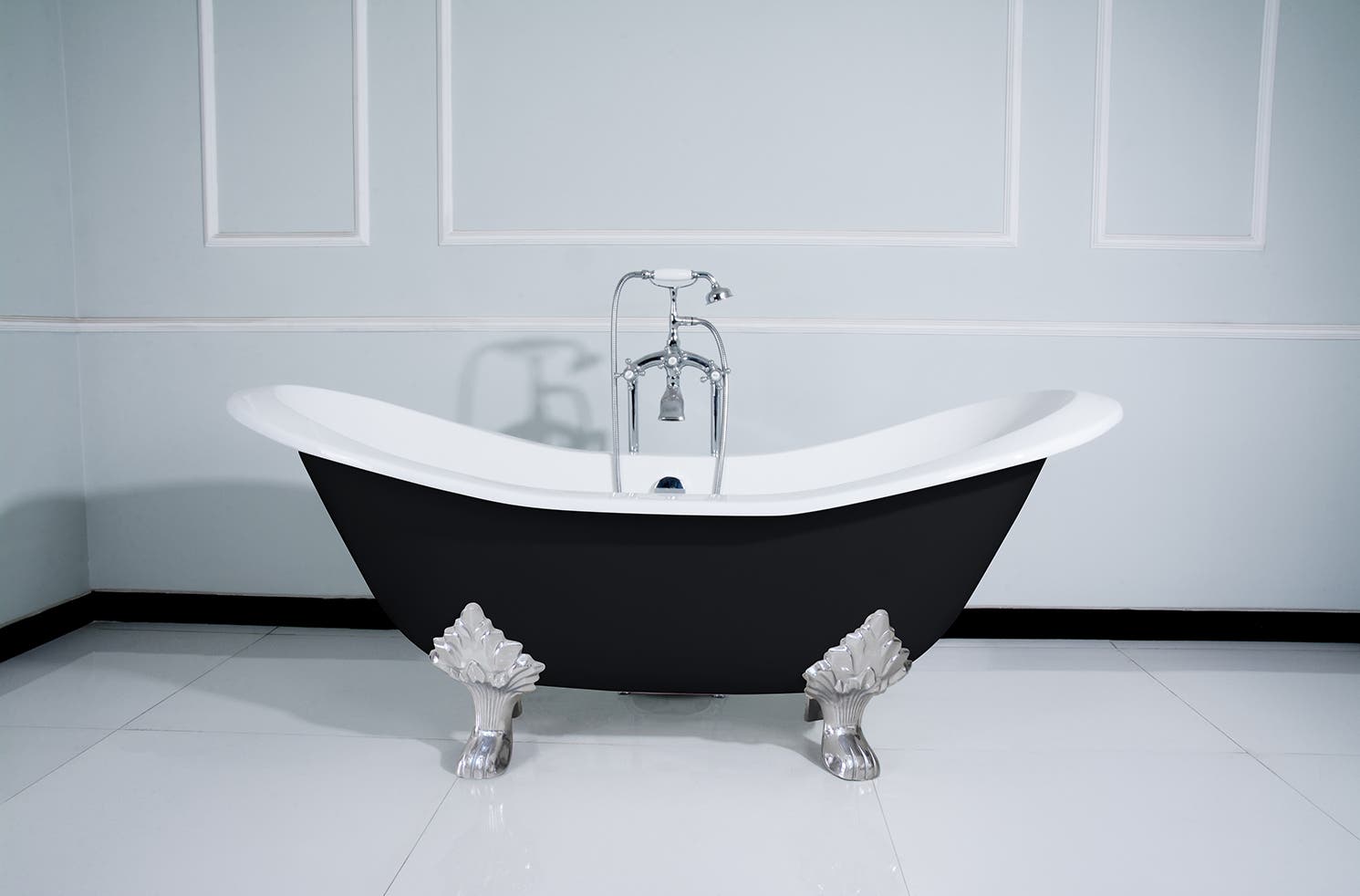 Aqua Eden Bath Tubs In Two-Tone, VBTND7231NC1