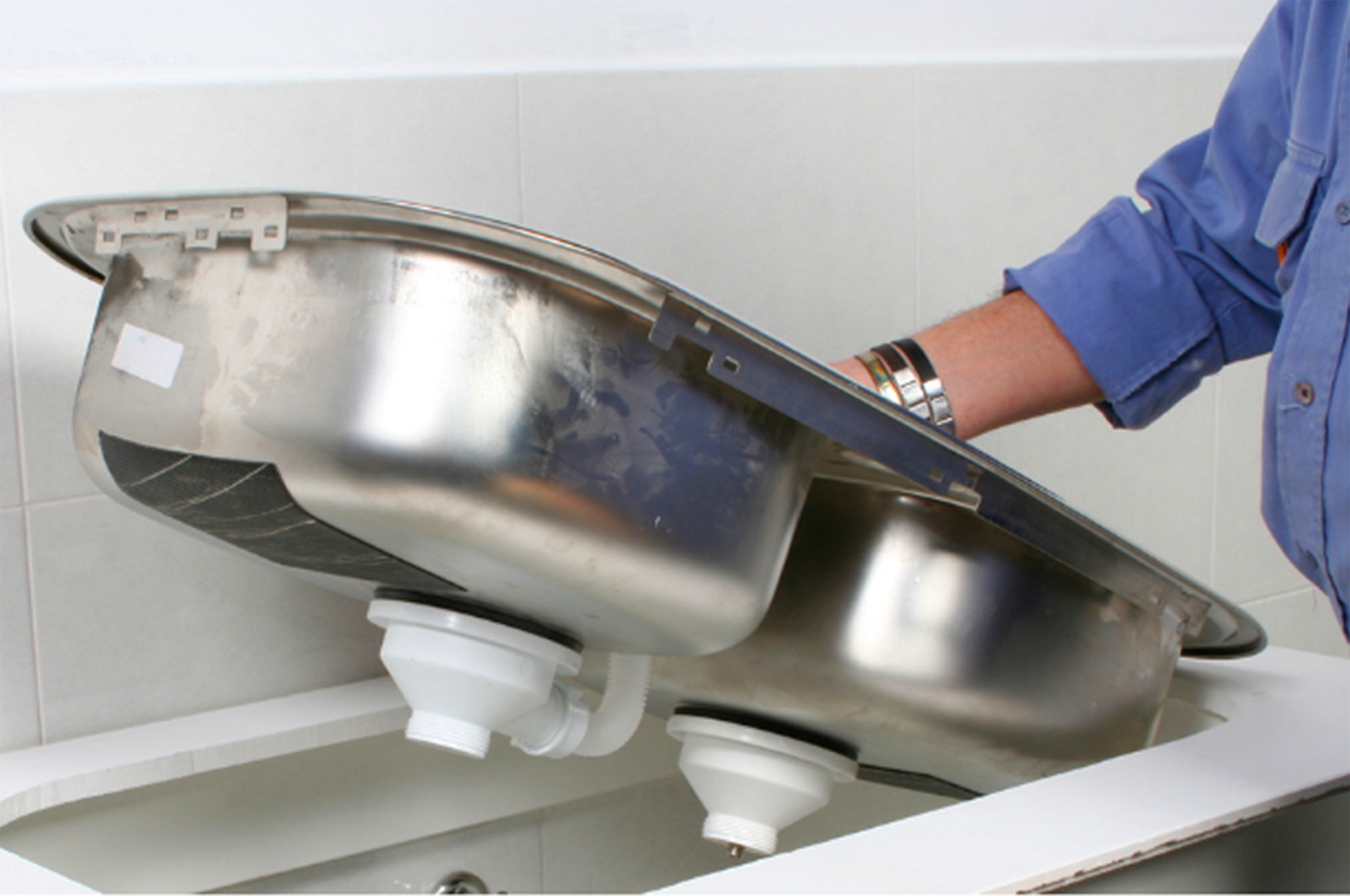 how-to-replace-a-kitchen-sink-kingston-brass